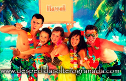 Despedida mixta temática hawaiana